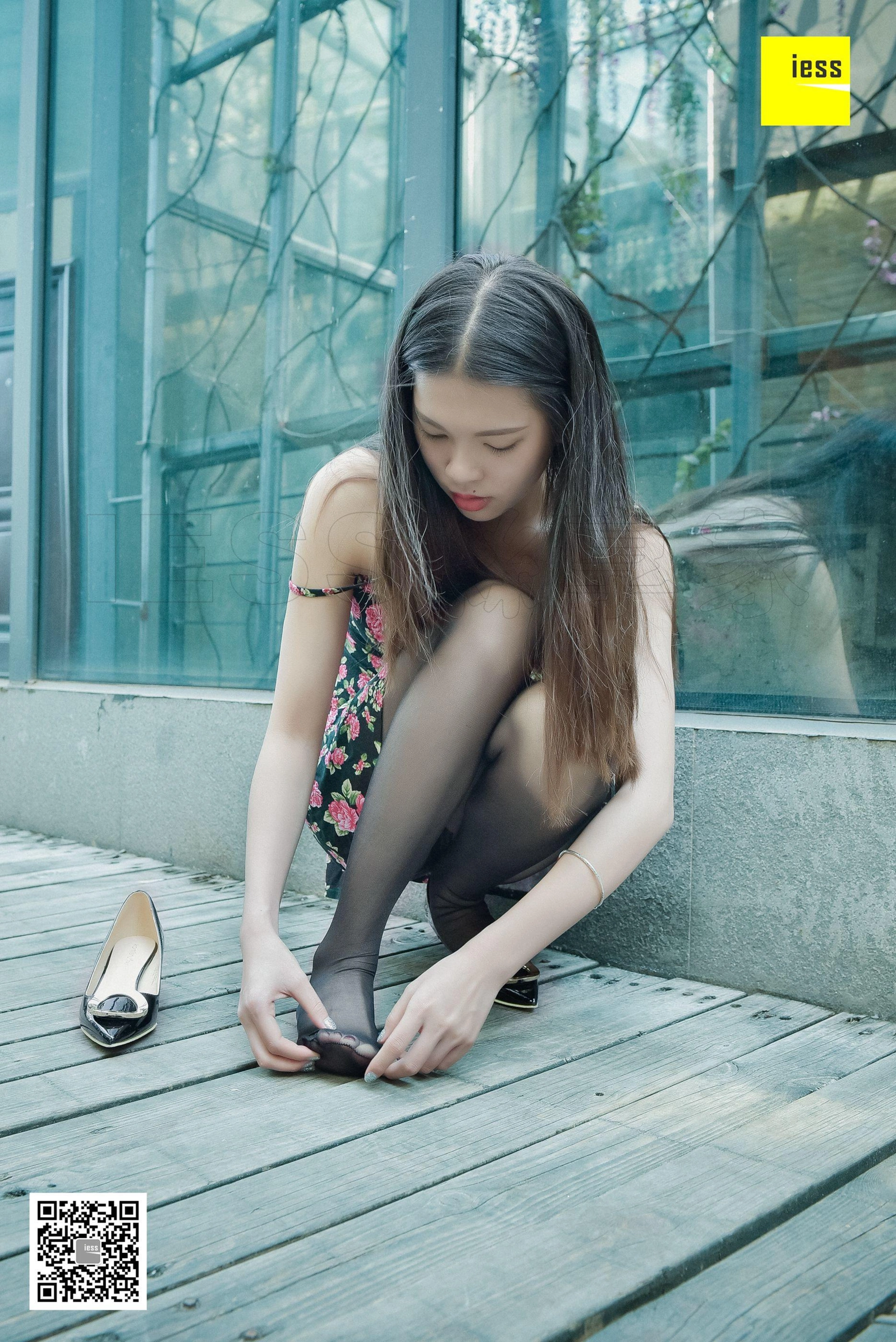 [IESS异思趣向] 2017.12.14 丝享家125:《小碎花与黑丝》七七 3